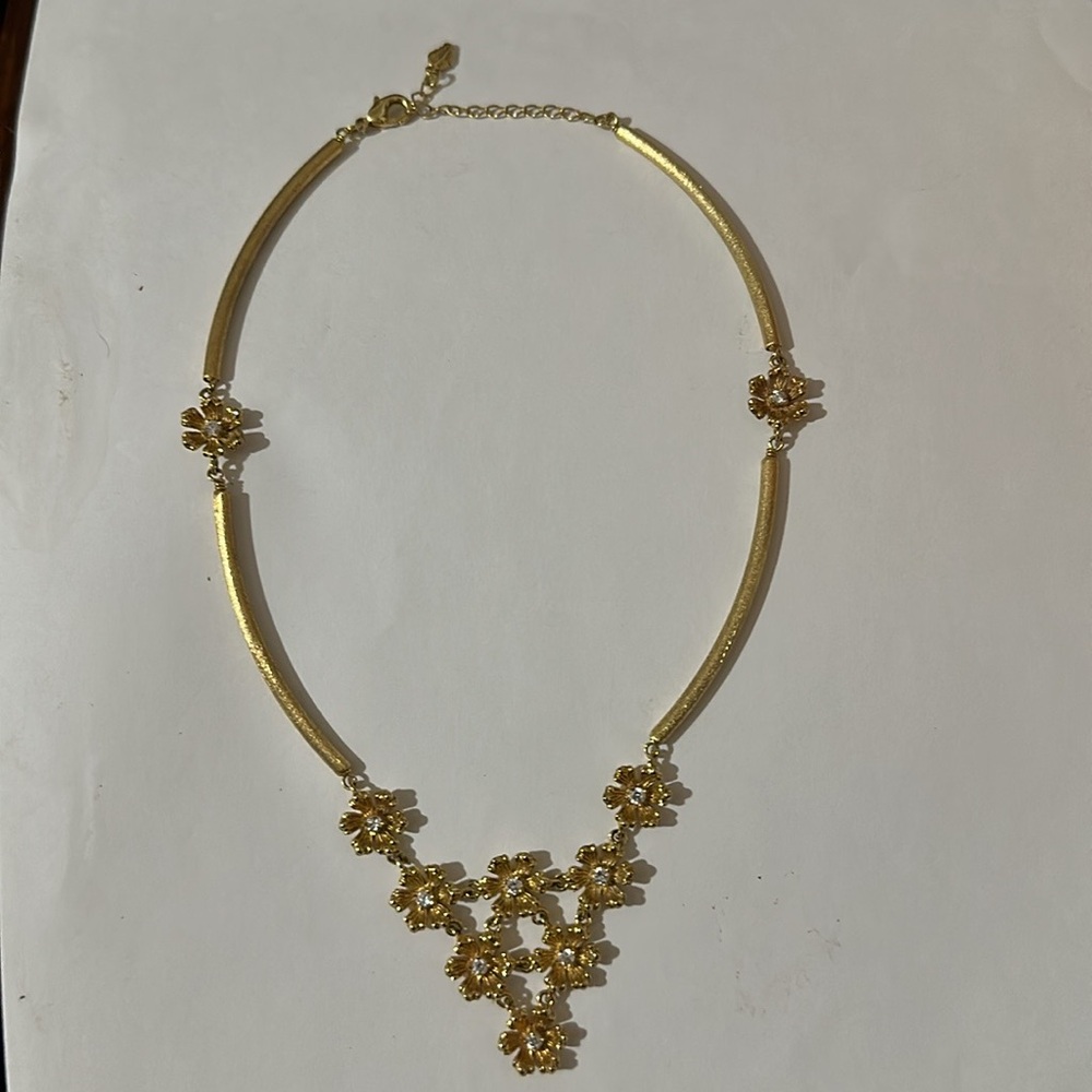 Jewelry - Picture 2 of 5